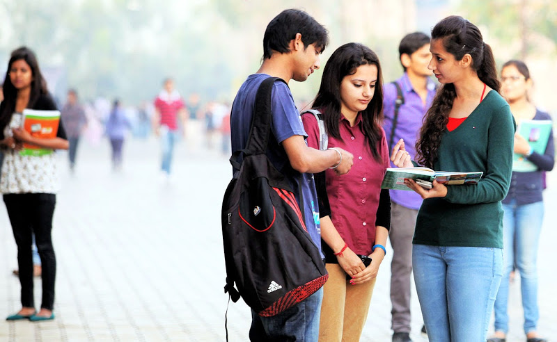 Why Should You Choose a Top BSc College in Gharghoda?