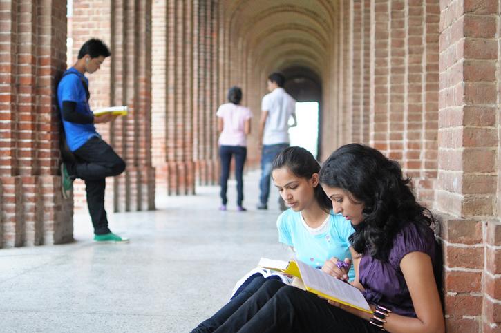 Why Choose Diploma Lateral Entry in Saraipali for Career Growth?
