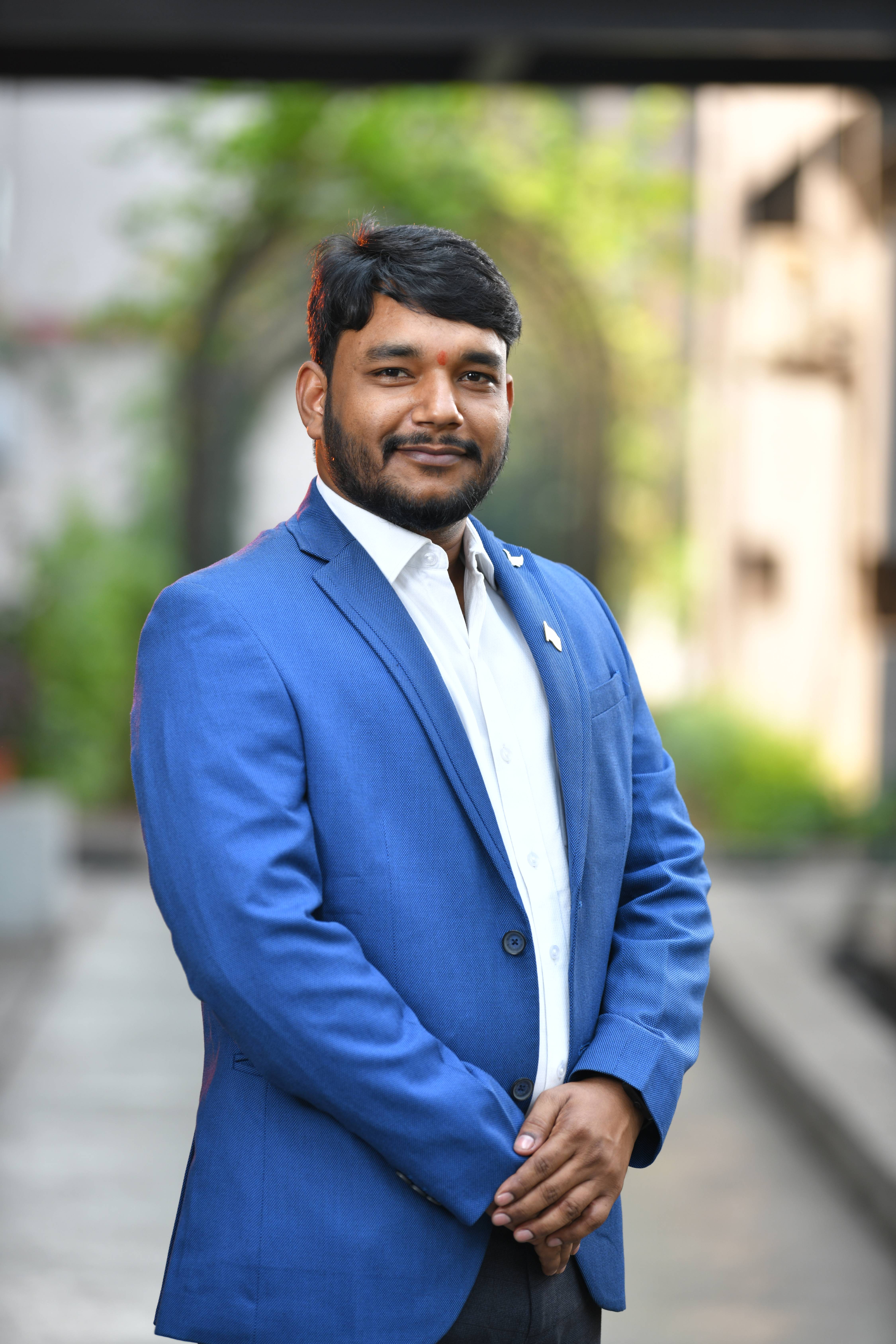 Dr. Saroj Kumar
