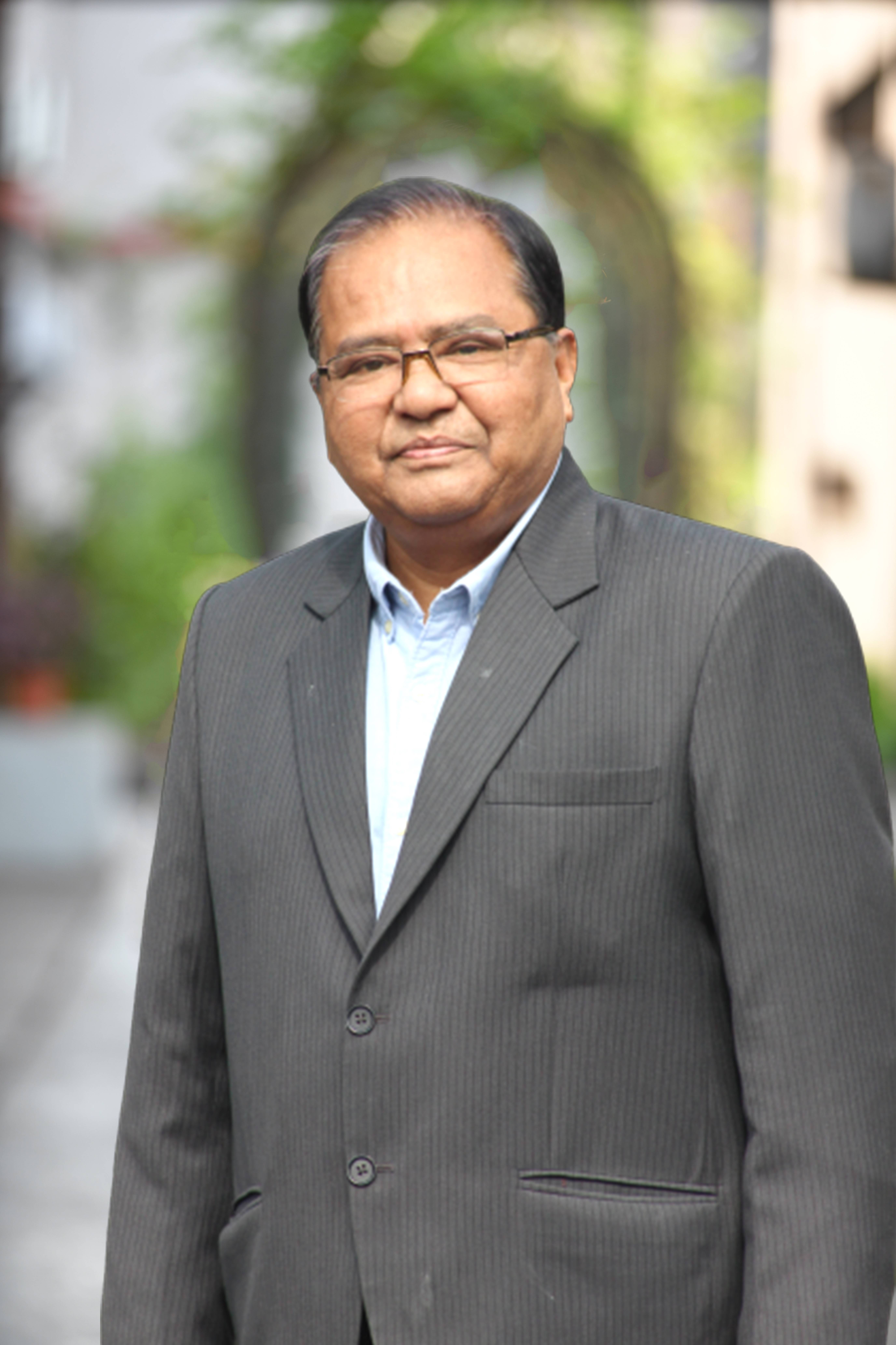 Dr. S. Das